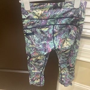 Lululemon crop leggings